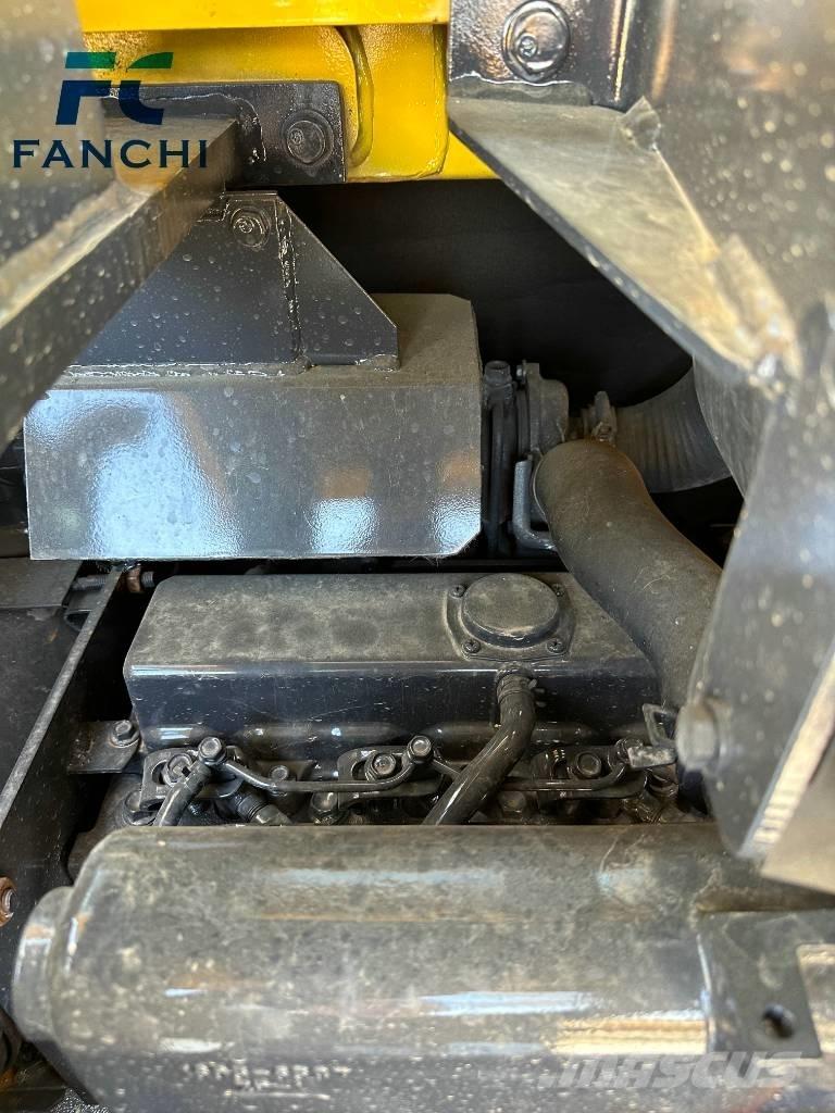 Komatsu PC 56-7 Excavatoare pe șenile
