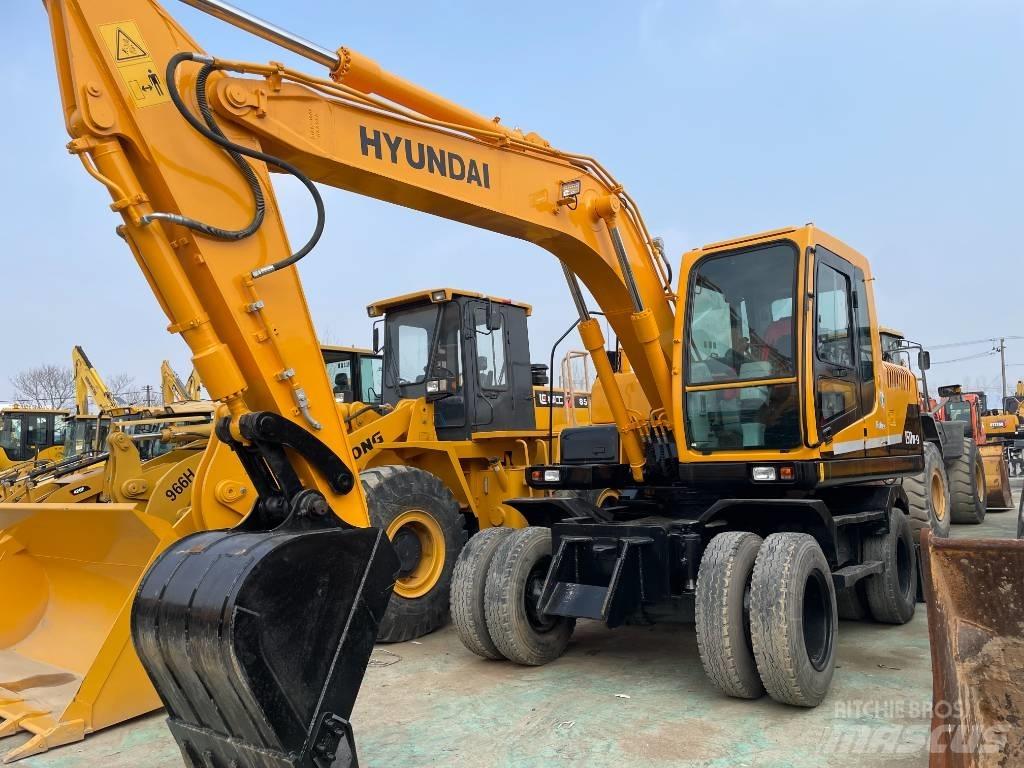 Hyundai R 150 W-9 Excavatoare pe șenile

