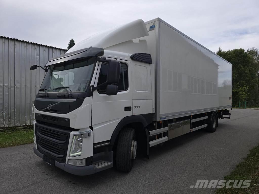 Volvo FM330 4X2 Autocamioane