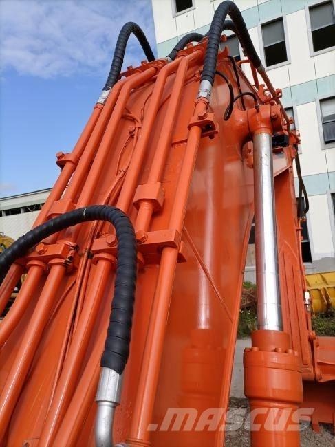 Doosan DX 300 Excavatoare pe șenile
