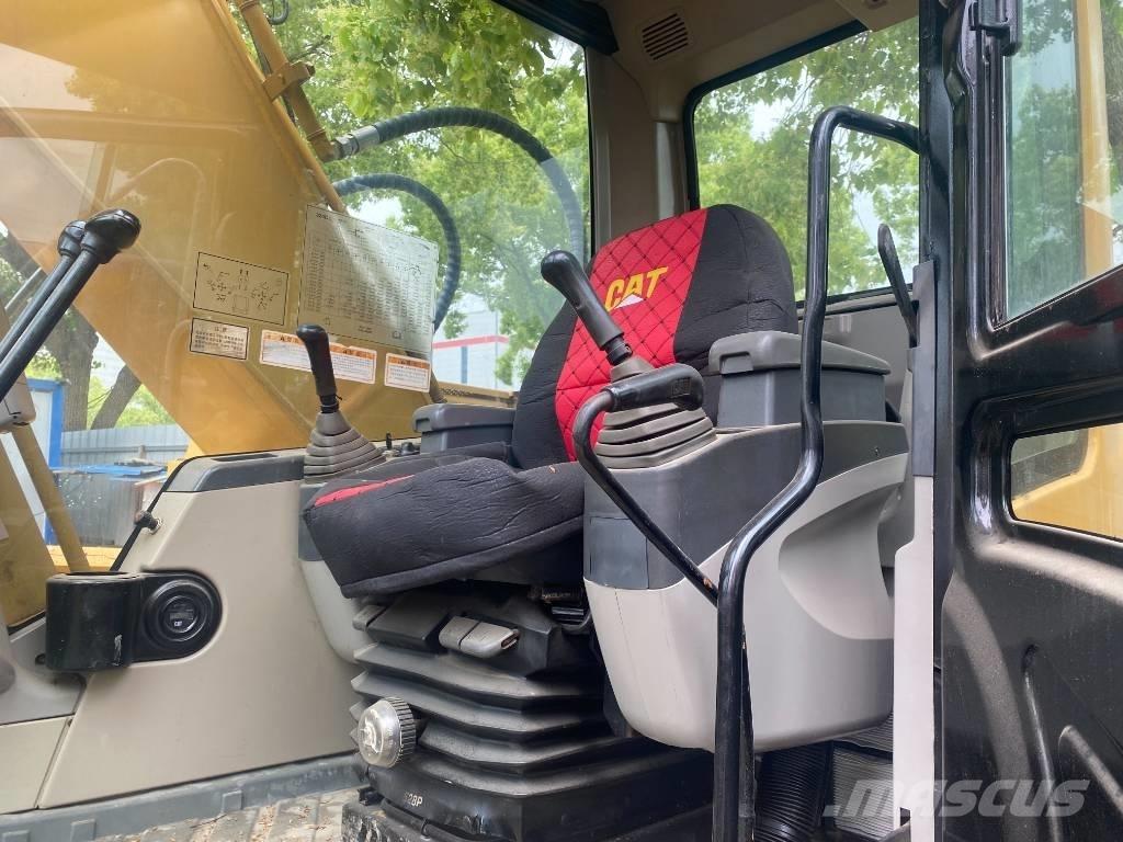CAT 320 C L Excavatoare pe șenile
