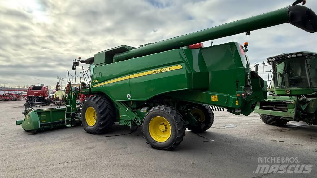 John Deere W 540 Combine de secerat