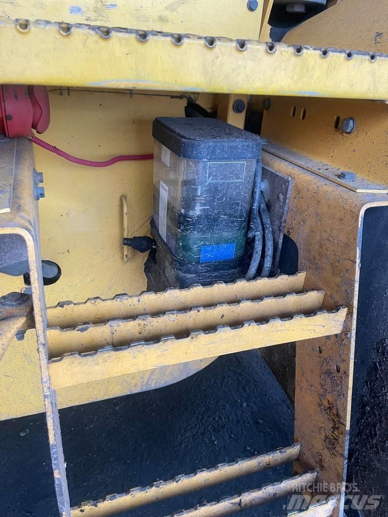 Volvo BM L 120 E Incarcator pe pneuri