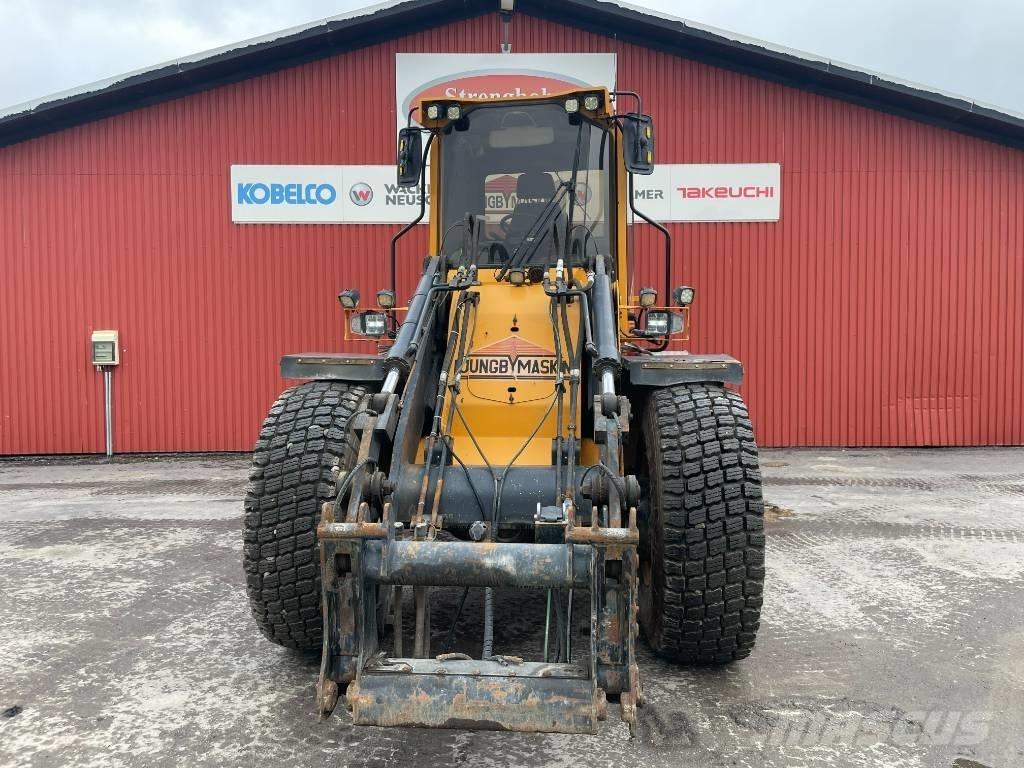 Ljungby L 15 Incarcator pe pneuri