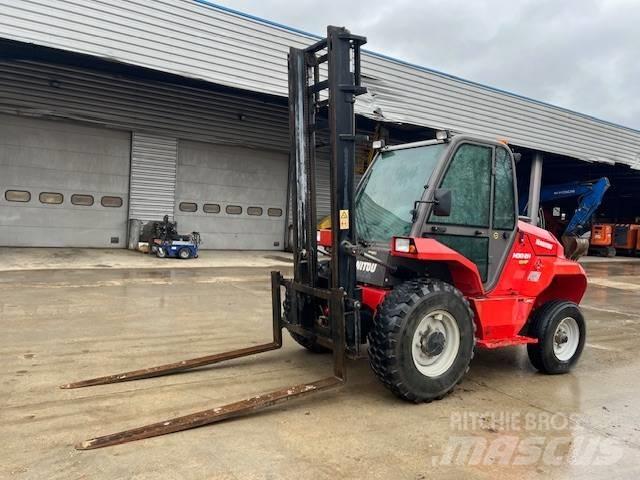 Manitou M 30.2 Masini de teren dificil