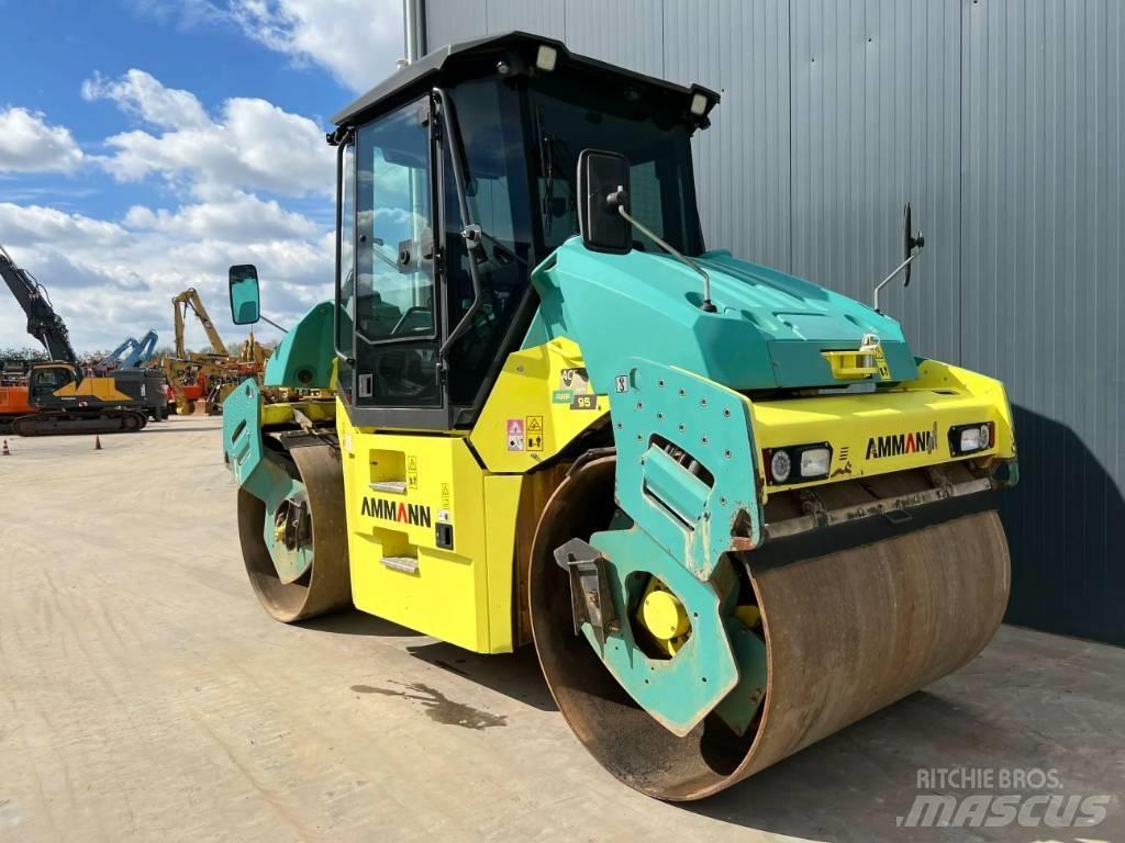 Ammann ARP95 Cilindri compactori dubli