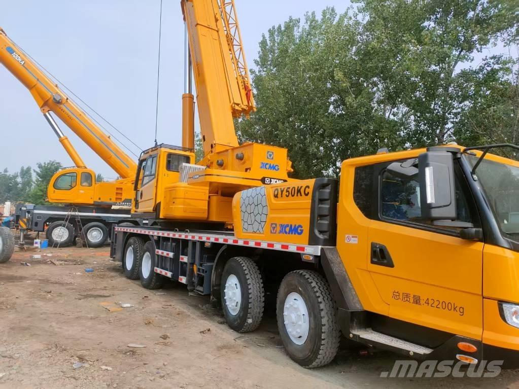 XCMG QY 50 KC Macara pentru orice teren