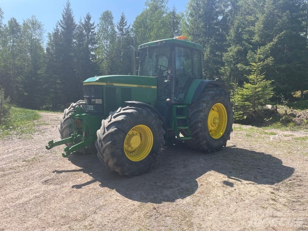 John Deere 7710 Tractoare