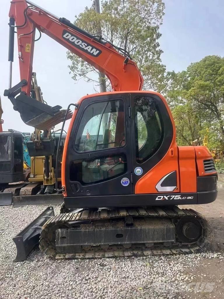 Doosan DX 75LC-9 C Mini excavatoare < 7t