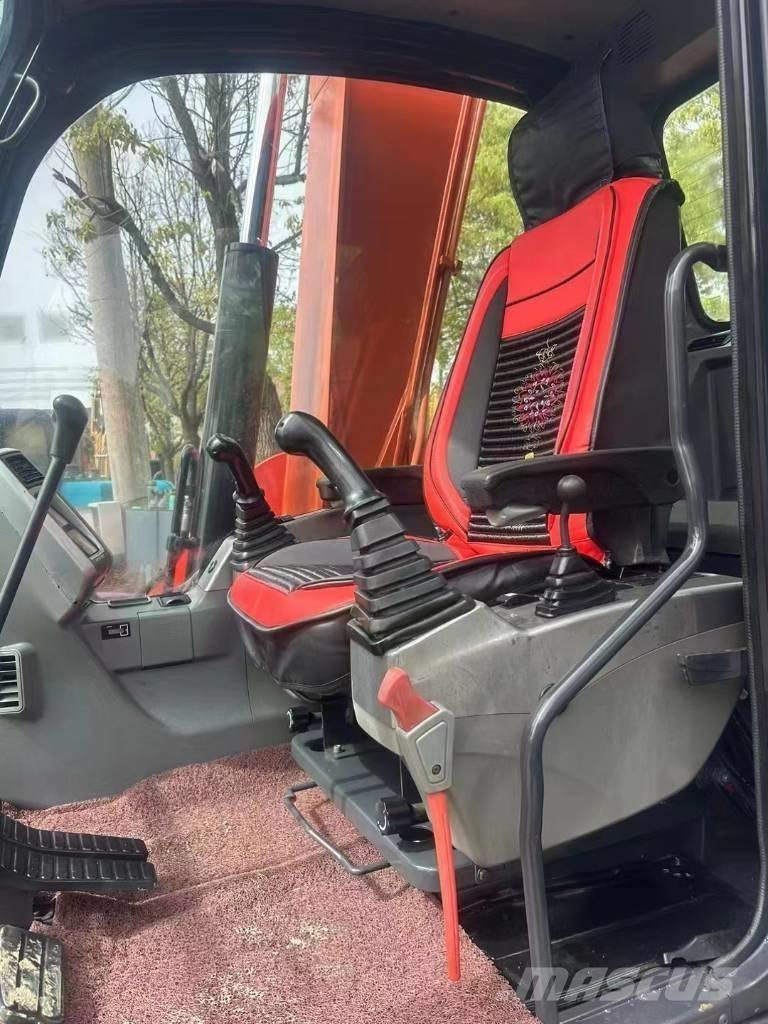 Doosan DX 75LC-9 C Mini excavatoare < 7t