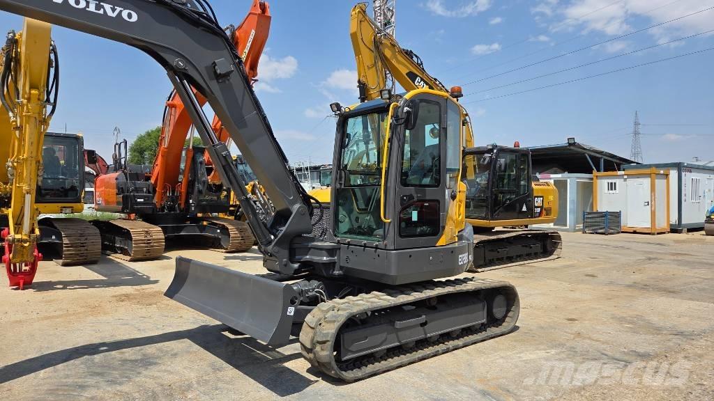 Volvo ECR 88 PLUS Excavatoare 7t - 12t