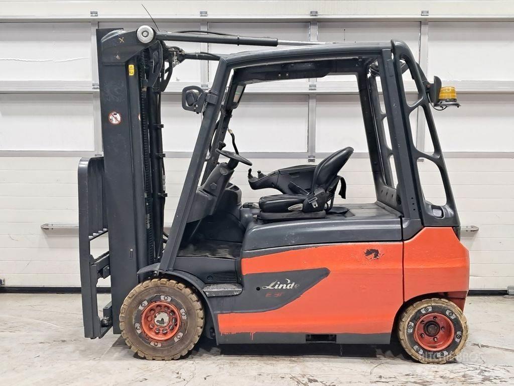 Linde E30L-01 Stivuitor electric