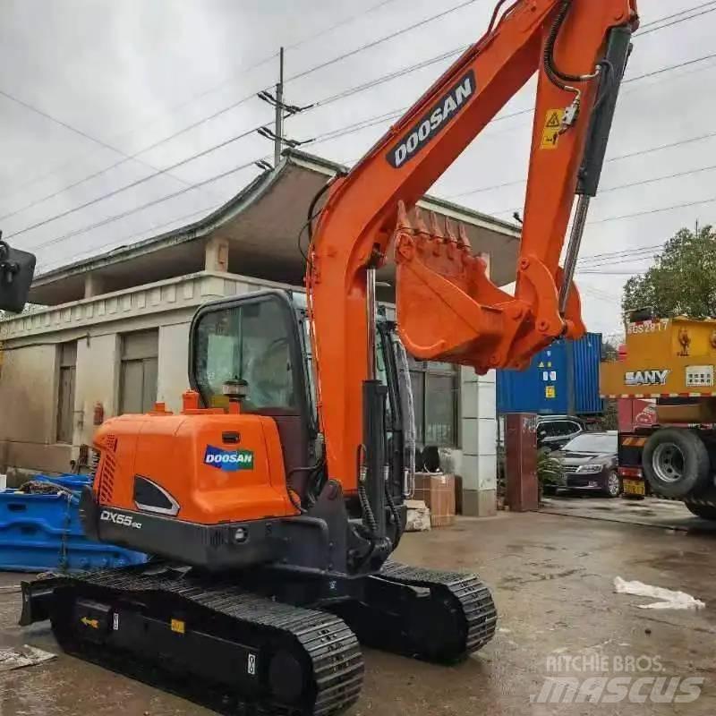 Doosan DX55-9C Mini excavatoare < 7t