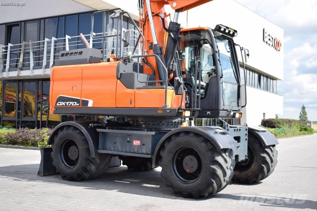 Doosan DX 170 W-5 Excavatoare cu roti