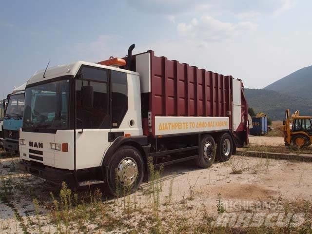 MAN 1998 Camion cu incarcator