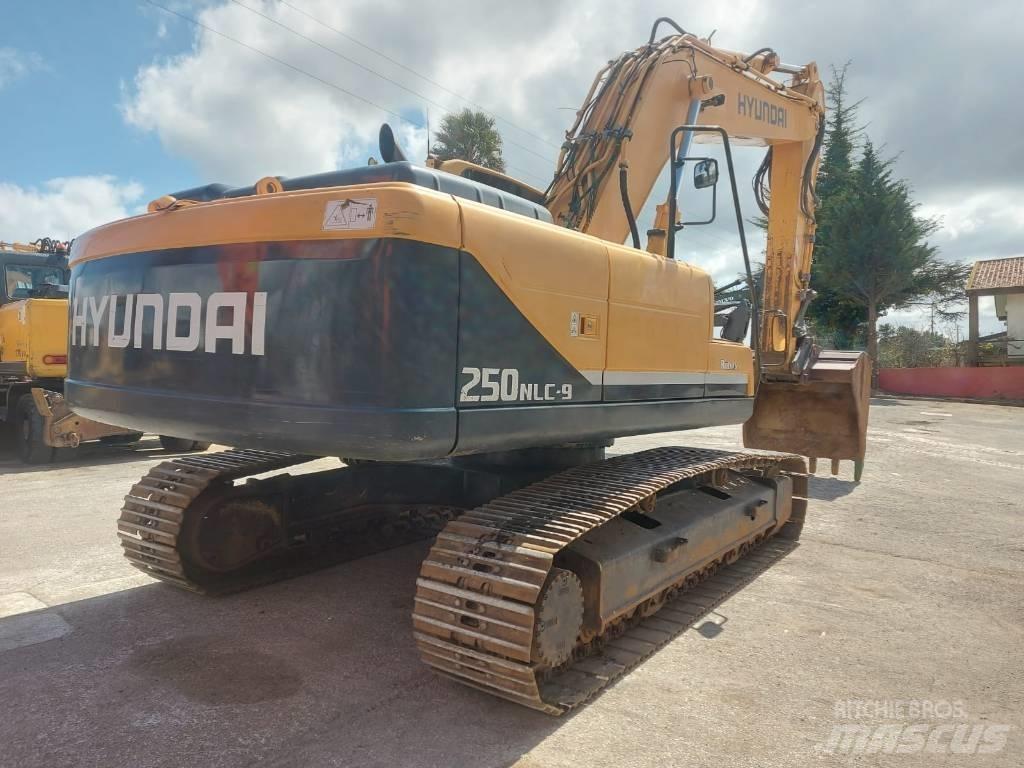 Hyundai R 250 -9 Excavatoare pe șenile
