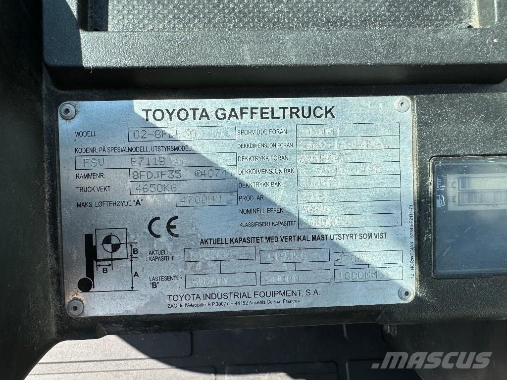 Toyota 02-8FDF30 Stivuitor diesel