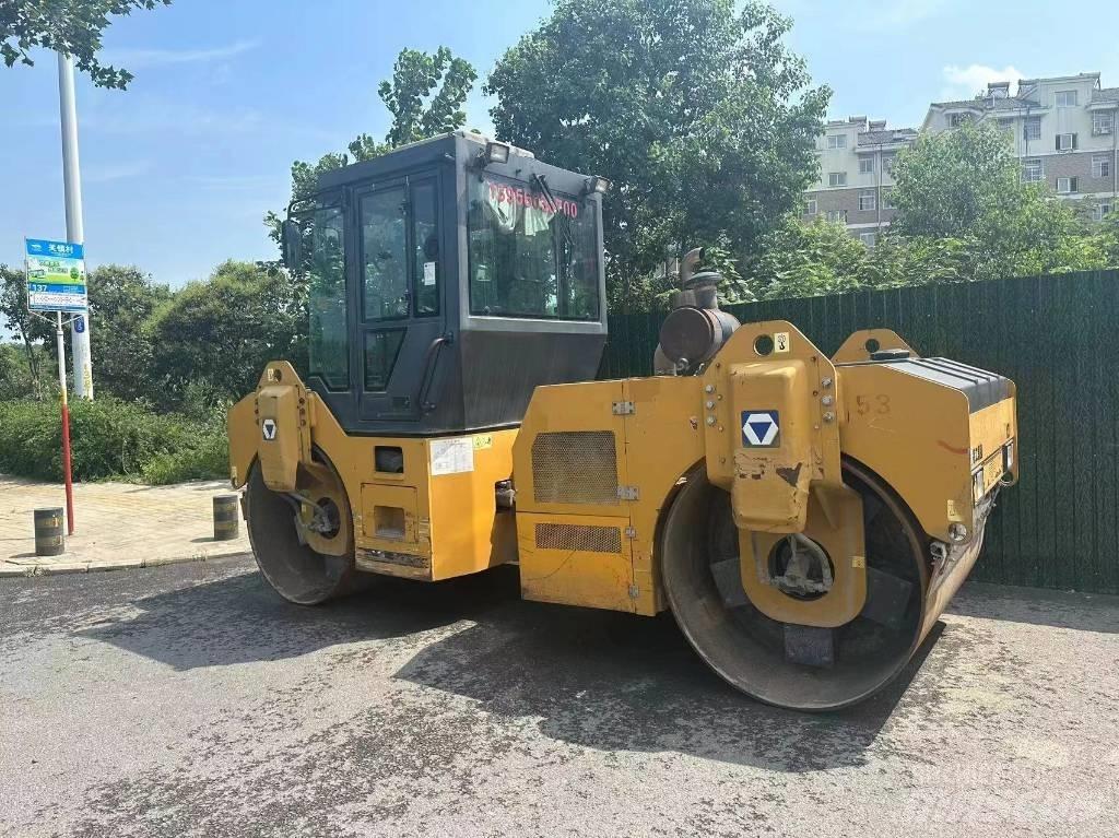 XCMG XD 82 Compactoare sol