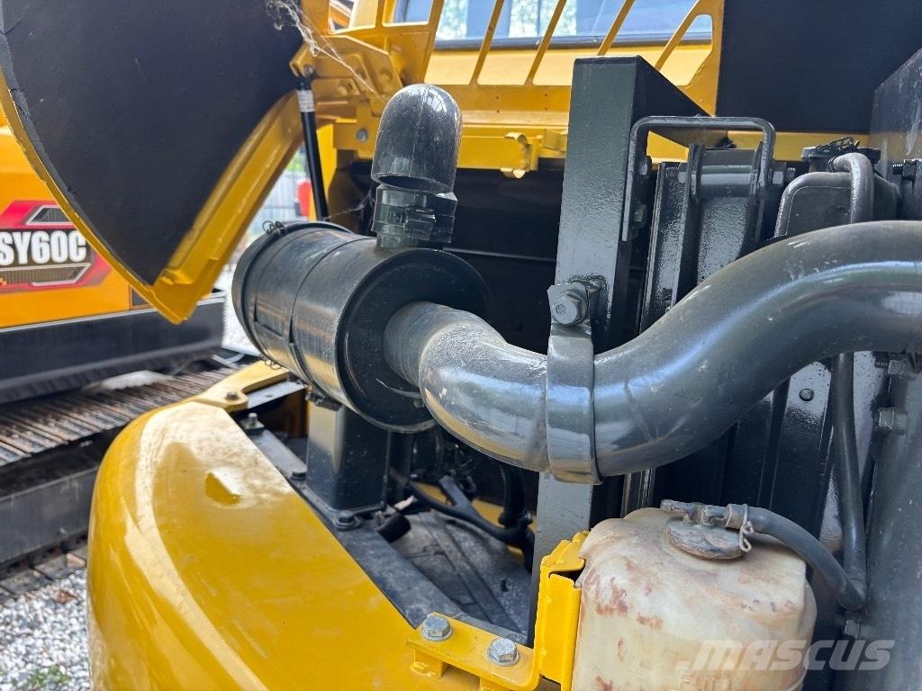 Komatsu PC 70 Excavatoare pe șenile
