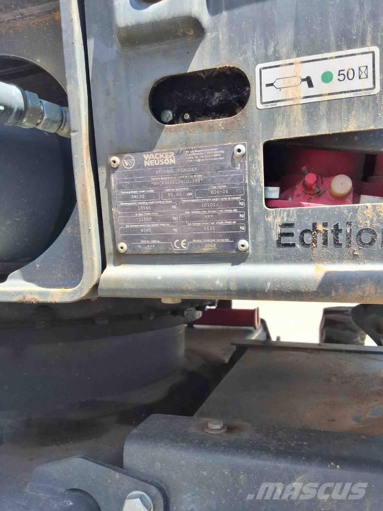 Wacker Neuson EW 100 Excavatoare cu roti