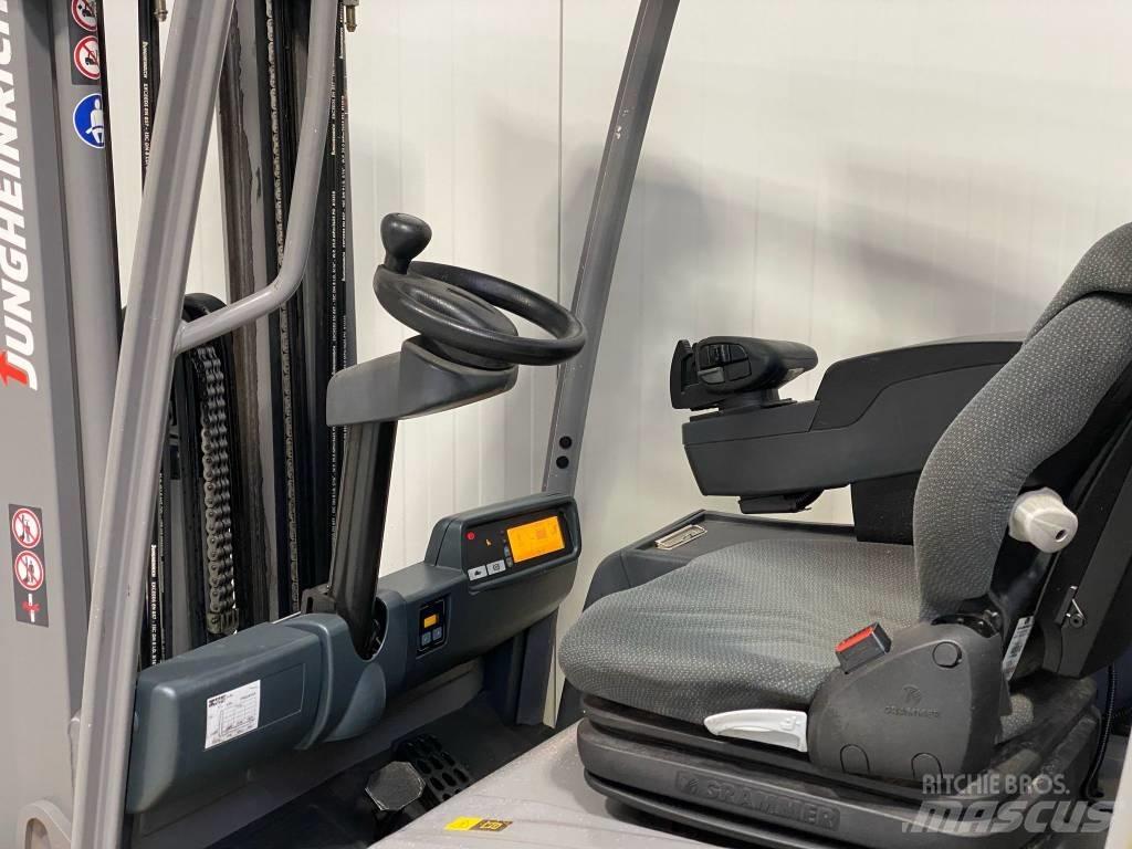 Jungheinrich EFG216 Stivuitor electric