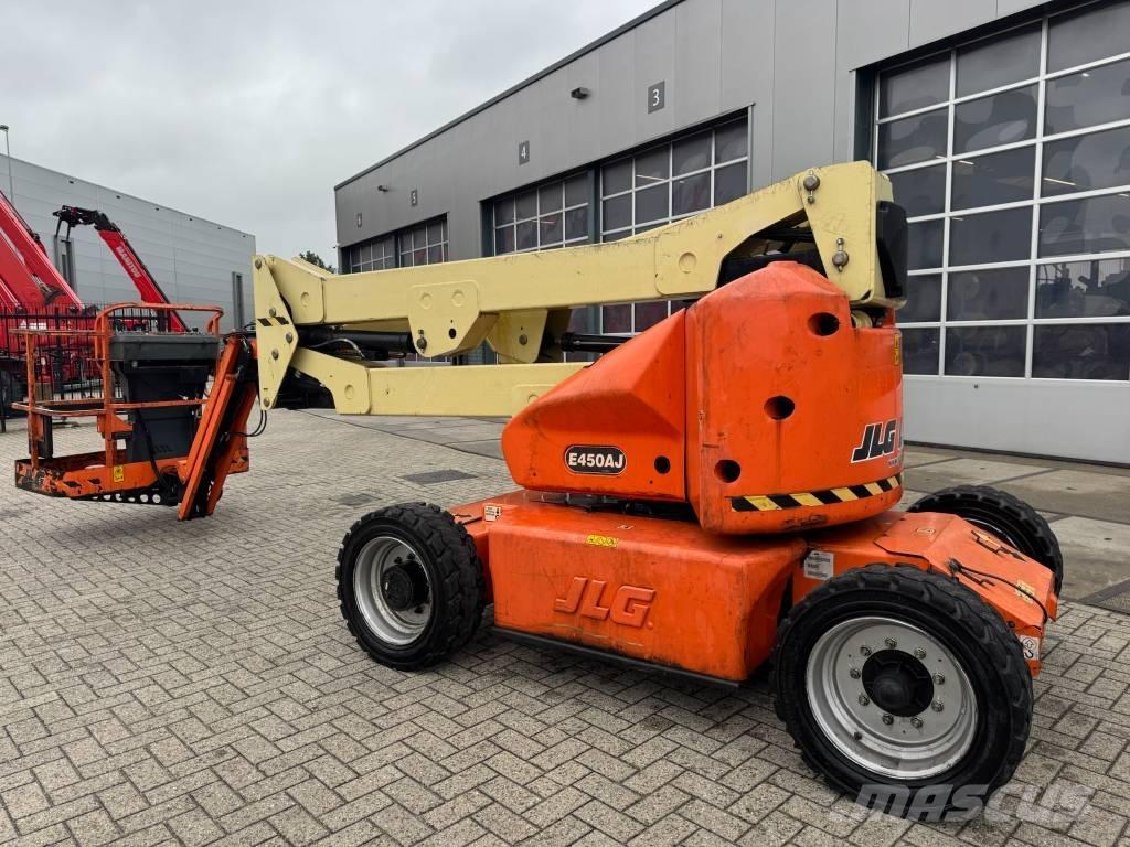 JLG E 450 AJ Nacele cu brat articulat