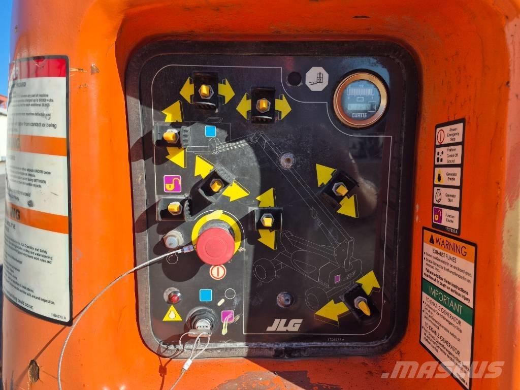 JLG M 600 JP Nacele cu brat articulat