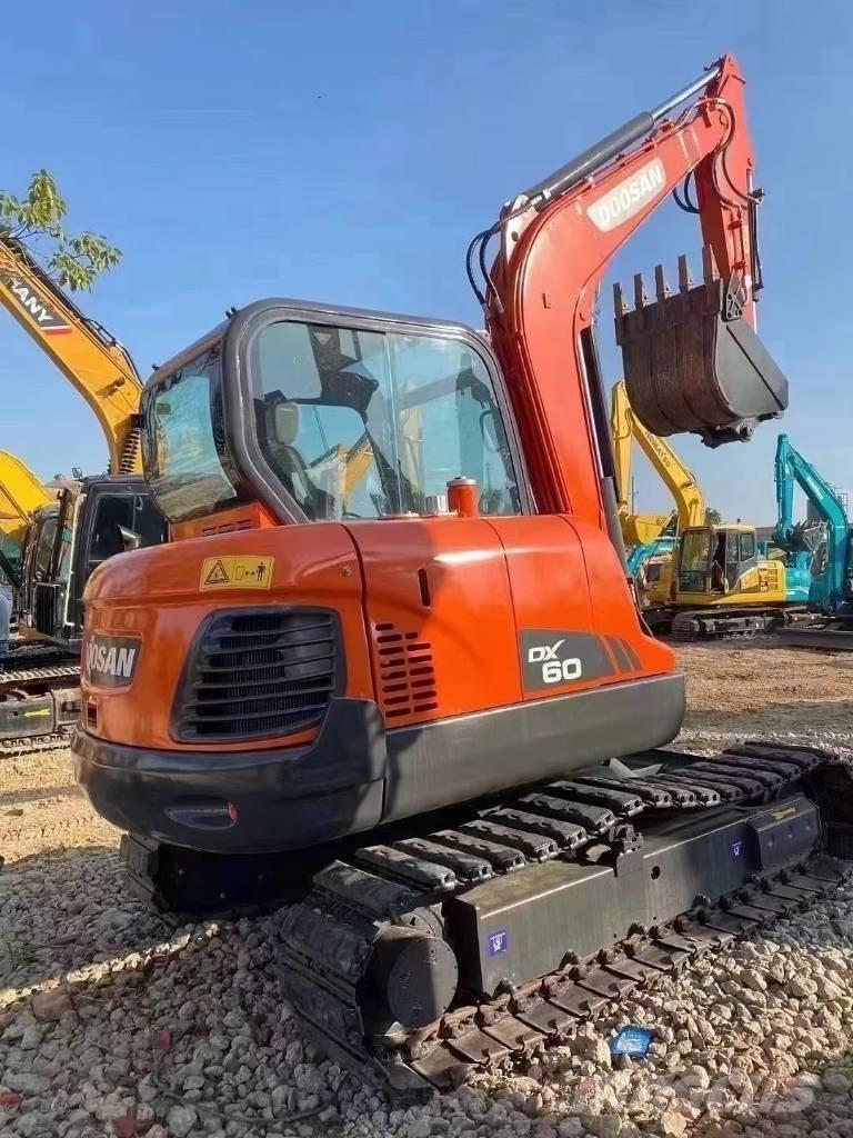Doosan DX 60-9 Mini excavatoare < 7t
