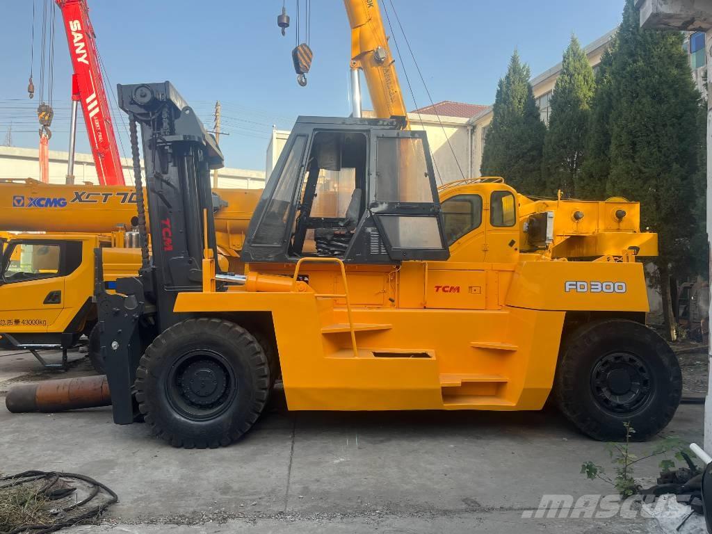 TCM FD 30 Stivuitor diesel