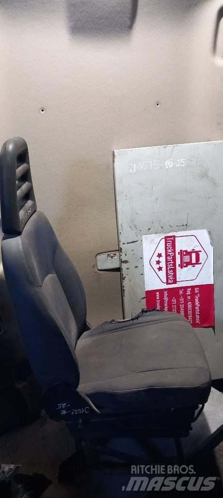 Iveco Daily.     3802247 Cabine si interior