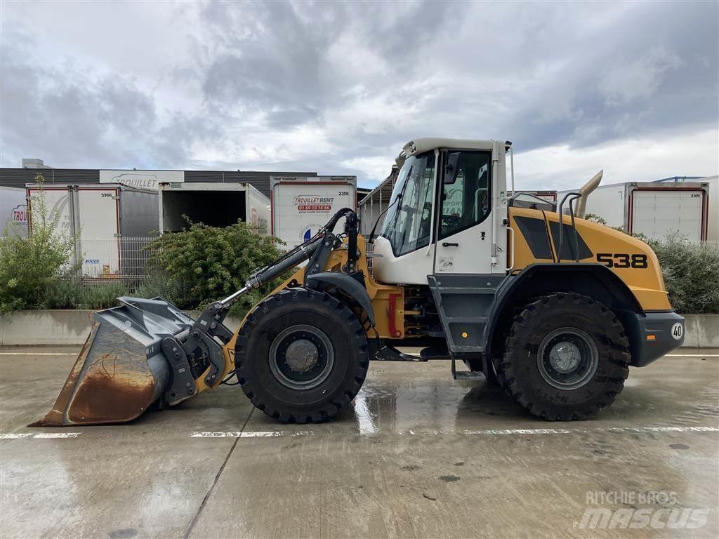 Liebherr L 538 Incarcator pe pneuri