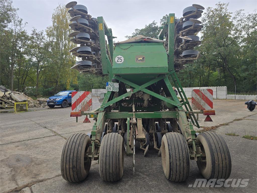 John Deere 750 A Utilaje agricole - Altele