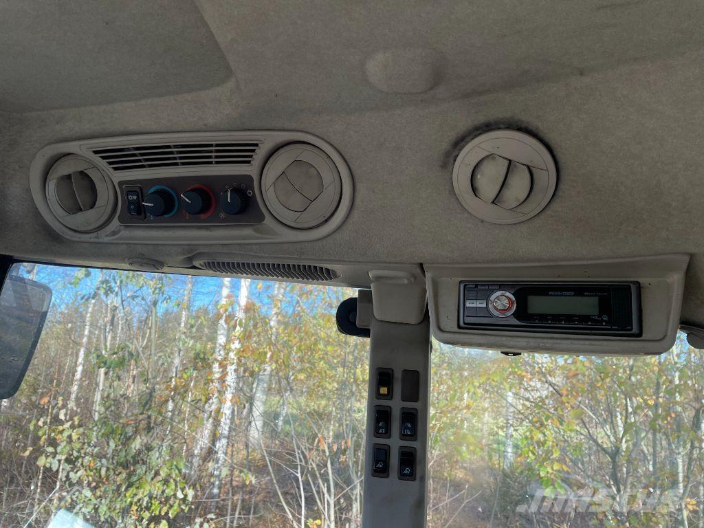 John Deere 5720 Tractoare