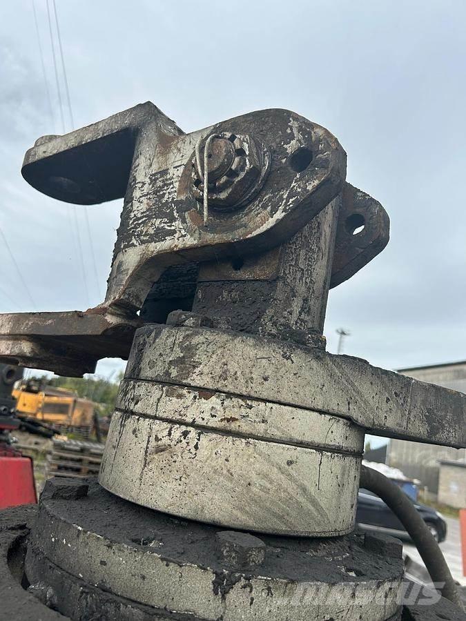 Liebherr 30t Cupa