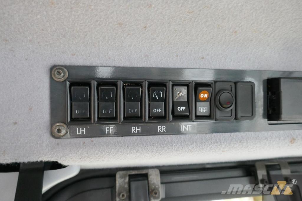 Komatsu D85PX-15 Buldozere pe senile