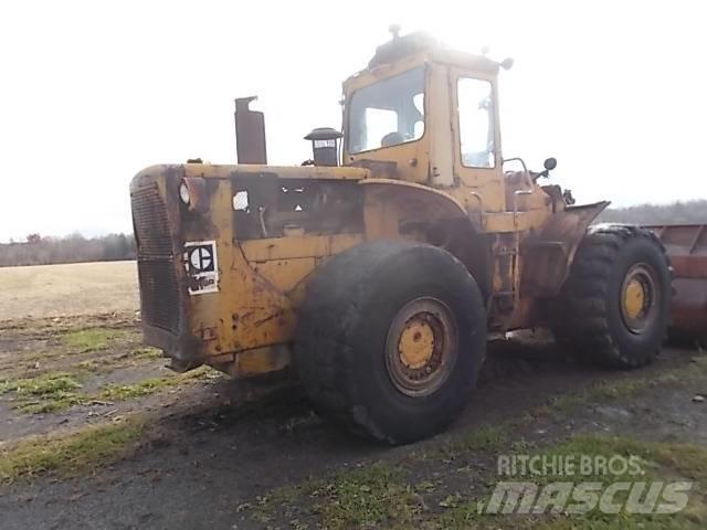 CAT 980B Incarcator pe pneuri