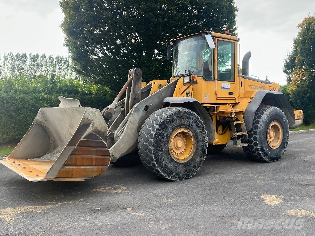 Volvo L 120 E Incarcator pe pneuri