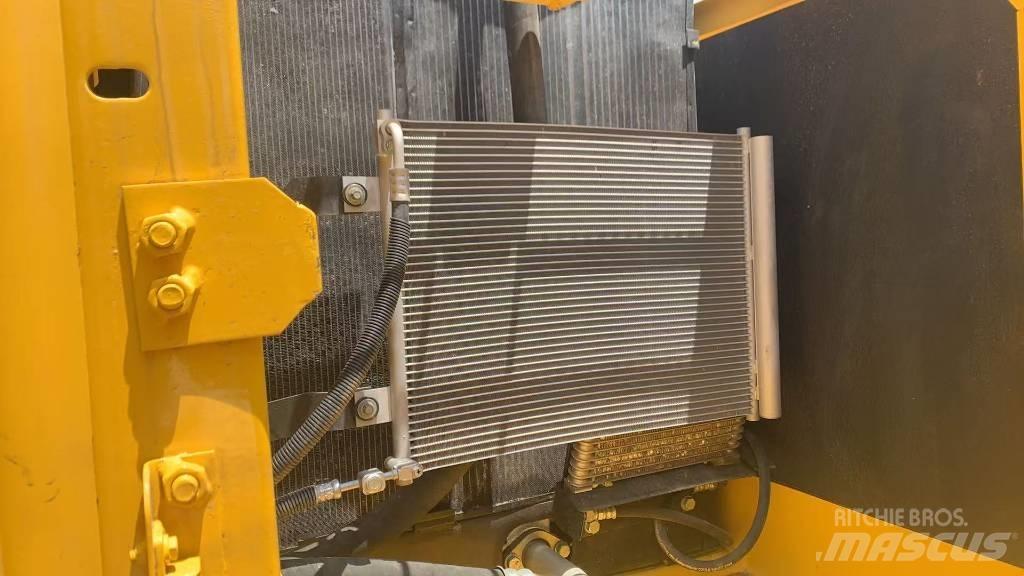 Komatsu PC 200 -8mo Excavatoare pe șenile
