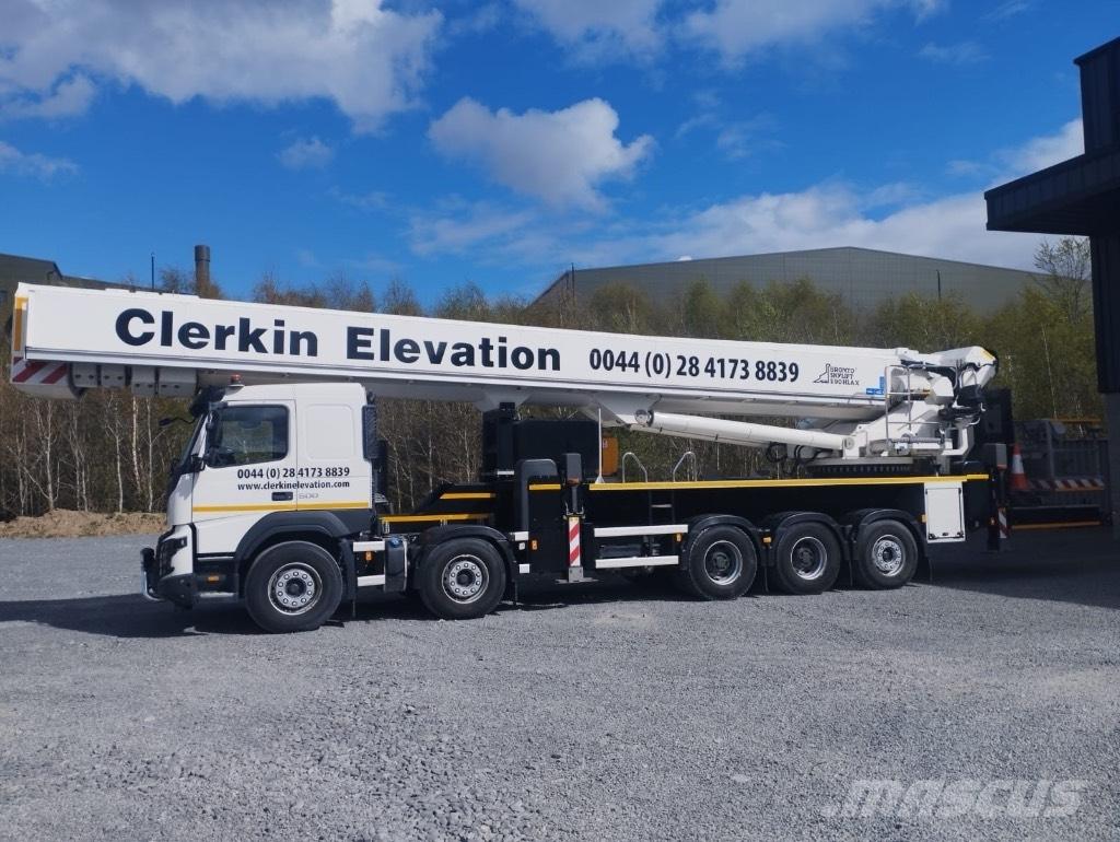 Bronto S90HLA Platforme aeriene montate pe camion