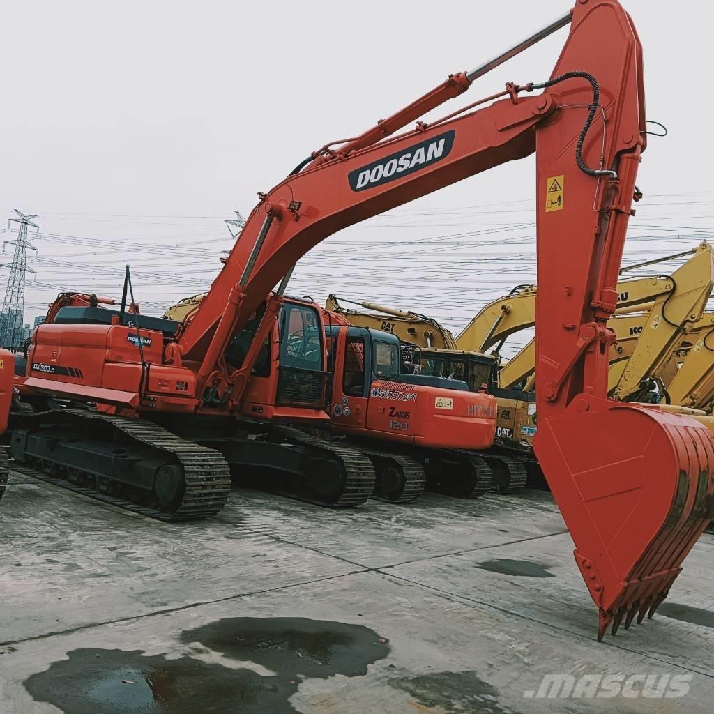 Doosan DX 300 LC Excavatoare pe șenile
