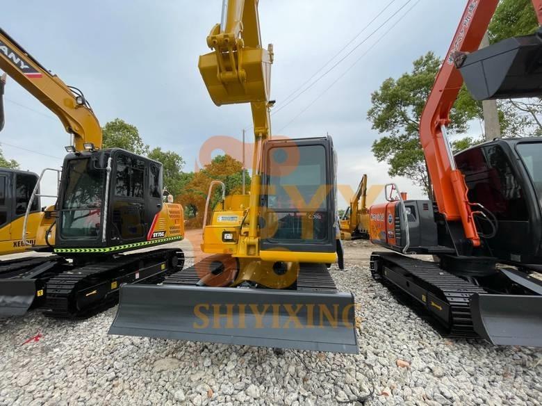 Komatsu PC 70 Excavatoare 7t - 12t