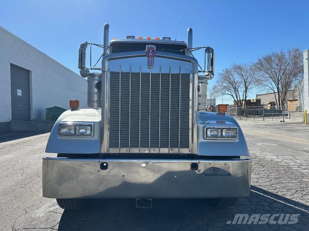 Kenworth W 900 L Autotractoare