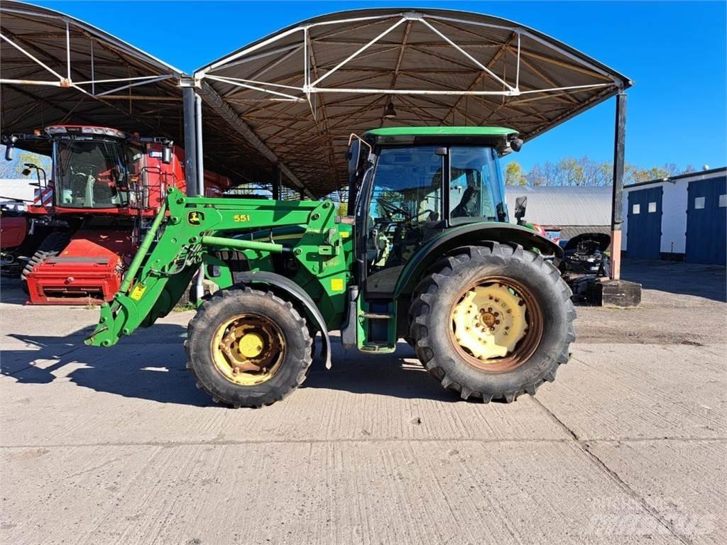 John Deere 5720 + FL Tractoare