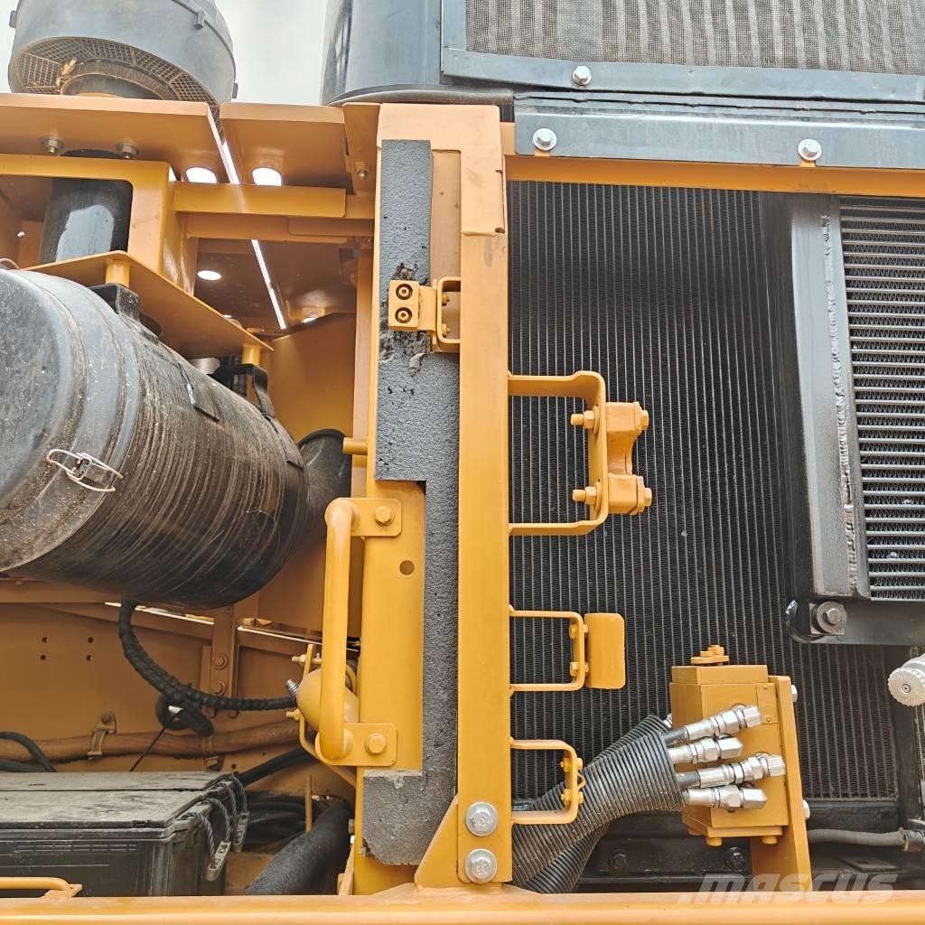 CAT 336 D L Excavatoare pe șenile
