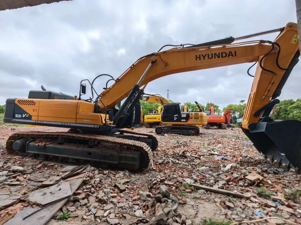 Hyundai Robex 520 VS Excavatoare pe șenile
