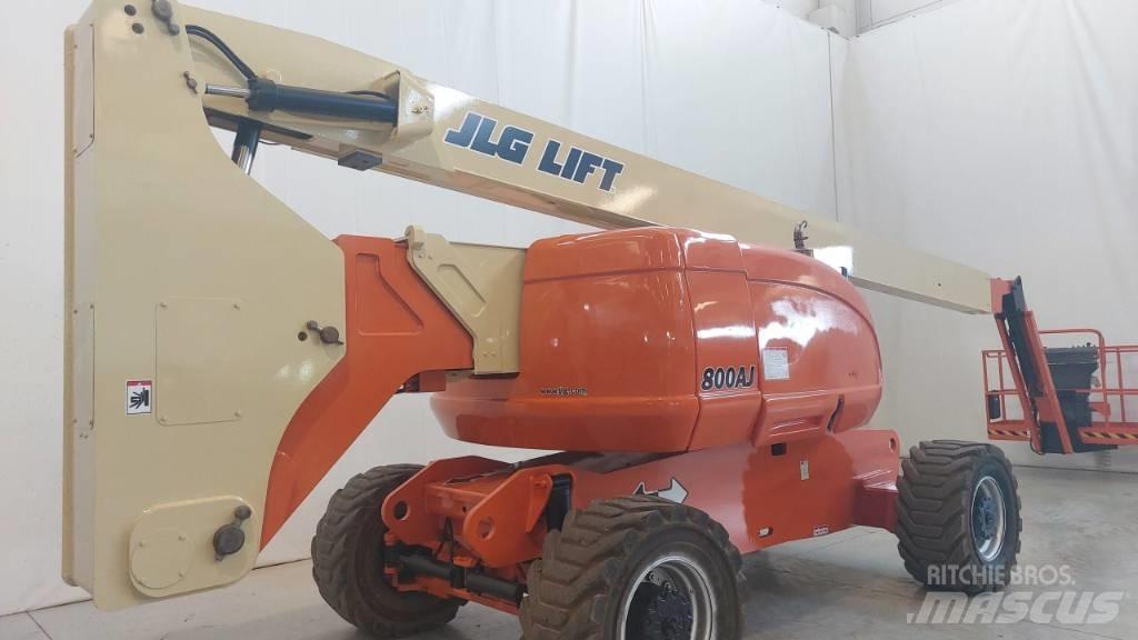 JLG 800 AJ Nacele cu brat articulat