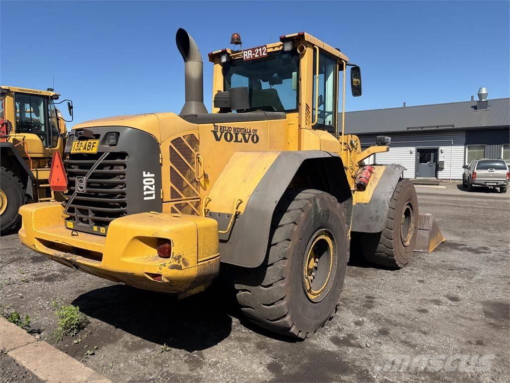 Volvo L120F Incarcator pe pneuri