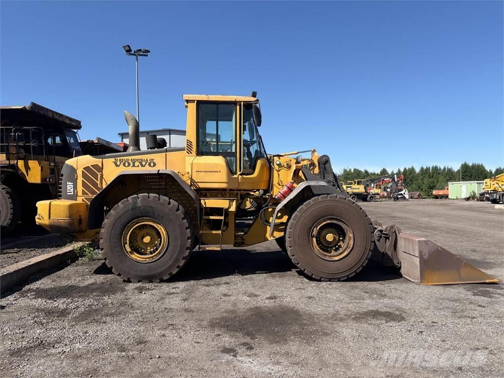 Volvo L120F Incarcator pe pneuri