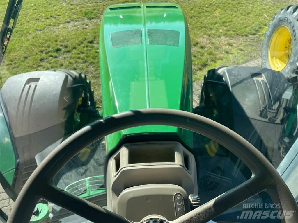 John Deere 8335R Tractoare