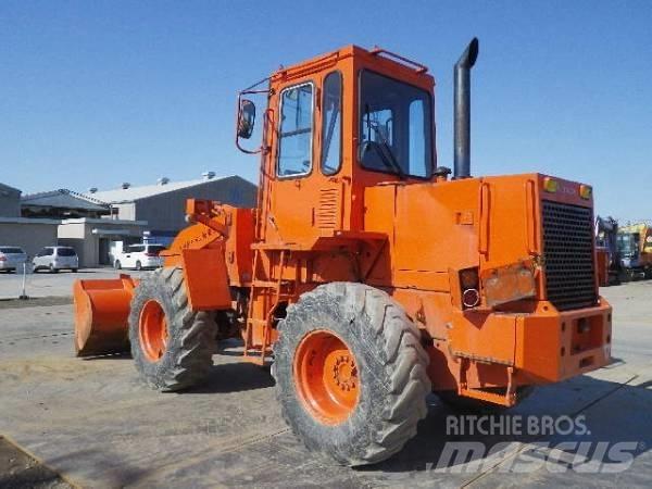 Hitachi LX70 Incarcator pe pneuri